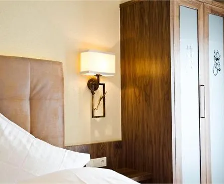 Otel Garni Caroline 4*